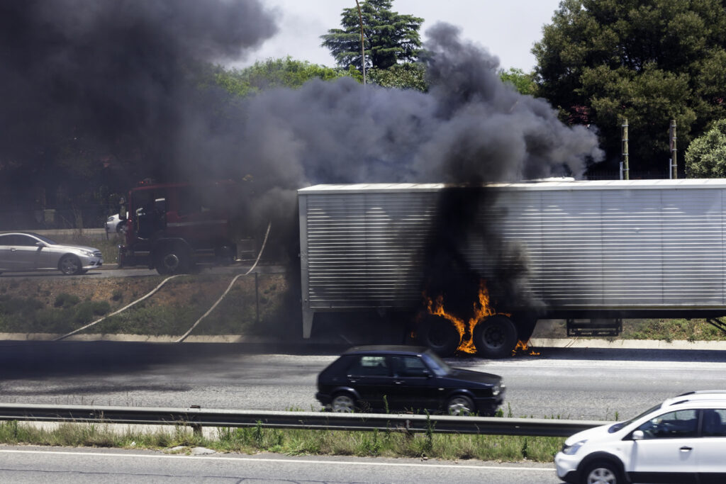 tractor-trailer-on-fire-after-being-involved-in-truck-accident