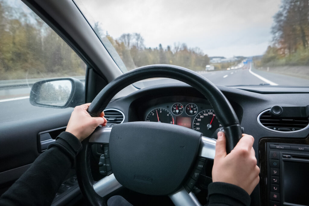 motorist-driving-down-SC-highway